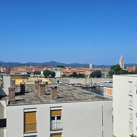 Azure - Old Town And Sea View Apartment Zadar