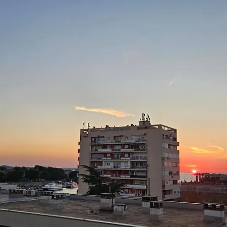Apartment Azure - Old Town And Sea View